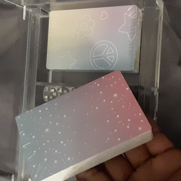 NWOT Playing Card Set with Dice and Display Case - Picture 7 of 9